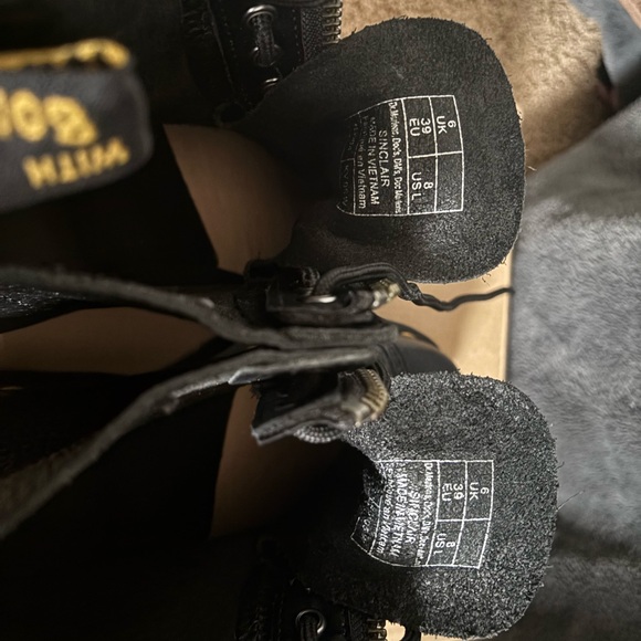 Dr. Martens Sinclair Boots - Picture 8 of 9